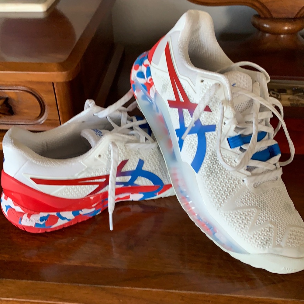 ASICS
